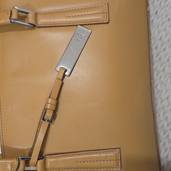 Gucci by Tom Ford Camel Leather Handbag - Picture 4 of 13